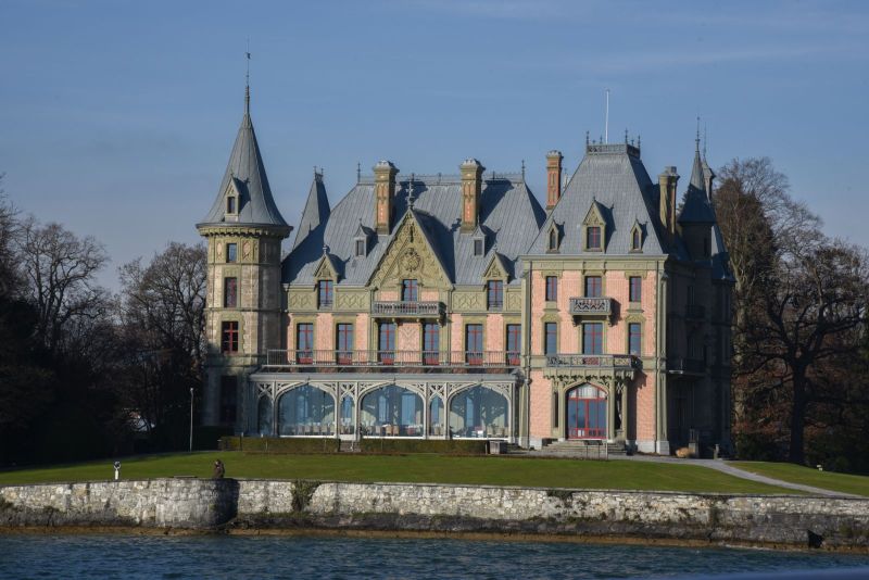Schadau castle